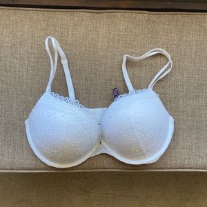 Victoria’s Secret push up bra